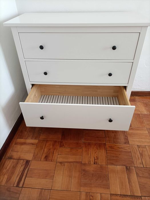 Vendo cómoda hemnes