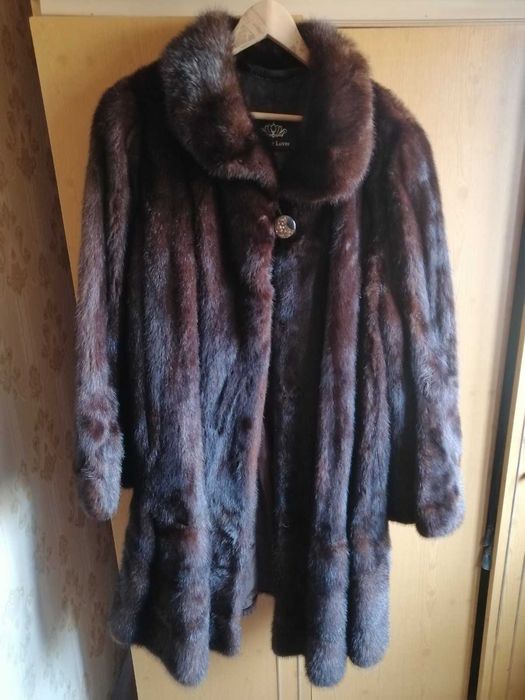 Норкова шуба 54 р.