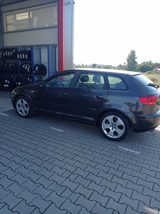 Sprzedam Audi 2.0 TFSi Quatro