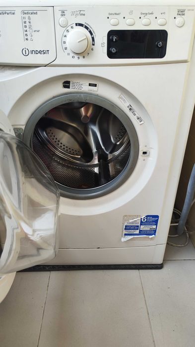 Máquina de lavar roupa 8 kg
