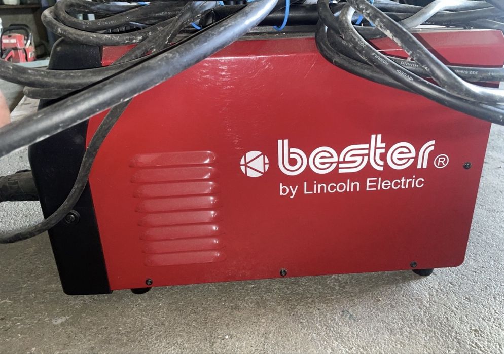 Aparelho soldar Bester by Lincoln 190C Multi