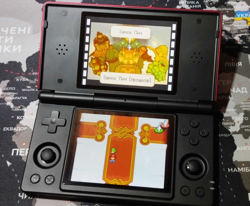 Anbernic RG DS (Black Red), чохол Anbernic в комплекті