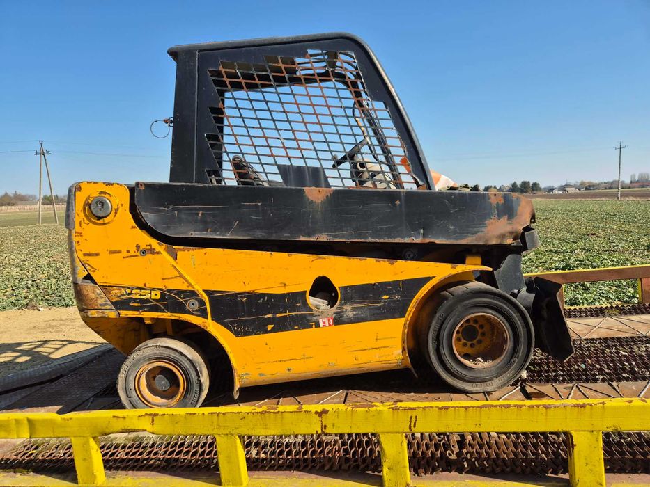 jcb teletruk 25d ładowarka teleskopowa wózek widłowy diesel 2.5t ramie