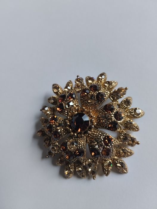 Przepiękna stara broszka