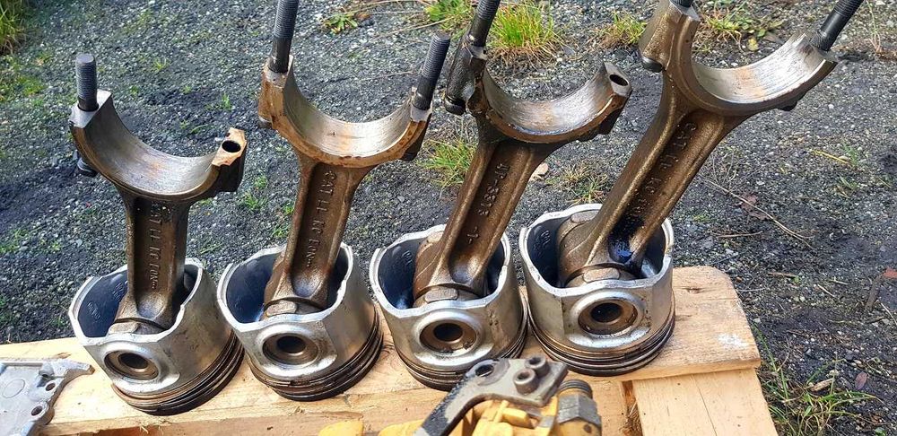 Wał korbowy tłok korbowód Cat CATERPILLAR 3116 - 3126 C7 4P5121 NOMINA