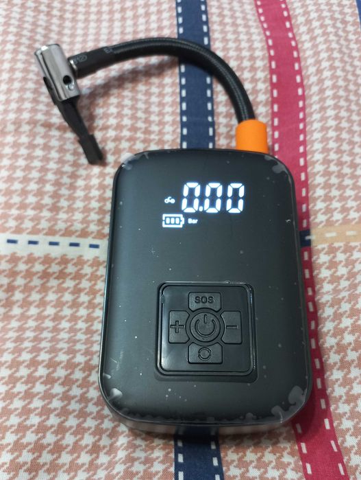 Беспроводной автомобильный компрессор, электрический насос