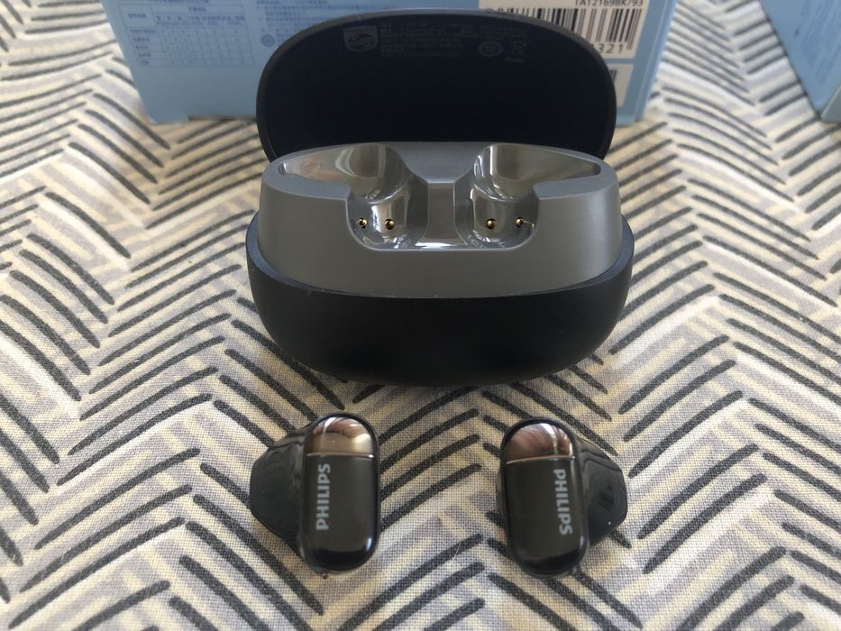 Новые беспроводные наушники Philips 2026 - TAT2169, Новая модель - Черны/Белый