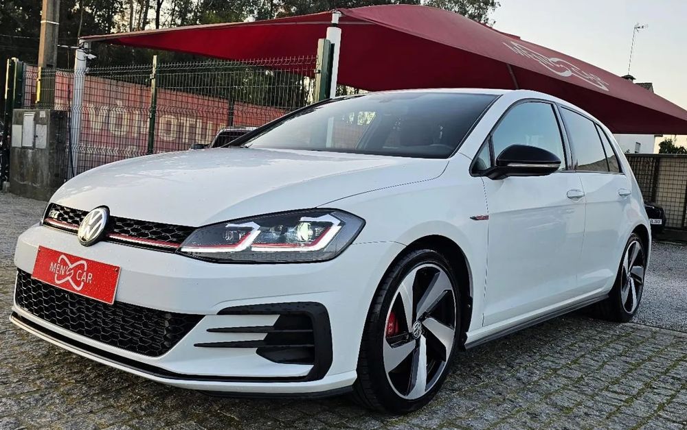 VW Golf 2.0 TSI GTI Performance