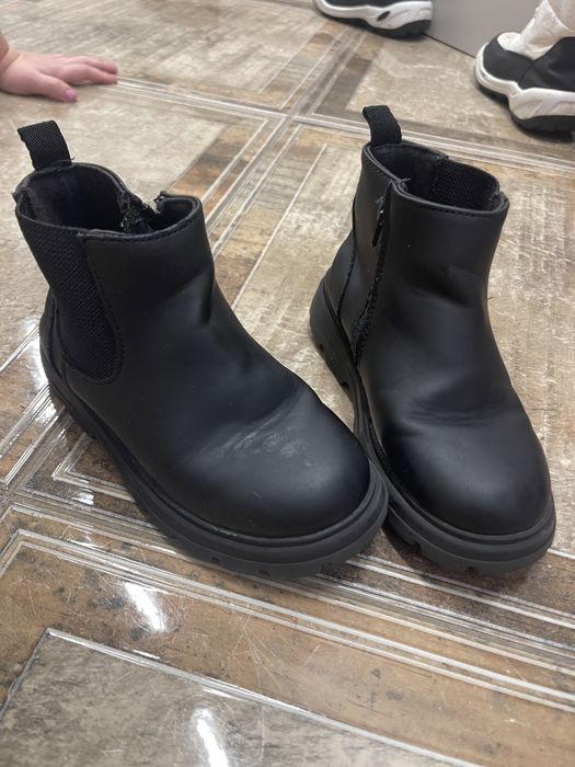 Демо ботинки для дівчинки zara, зара, прімарк 26,27 розмір