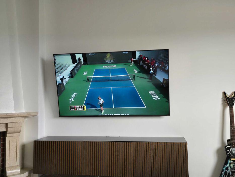 HISENSE 65U7HQ (ULED -
65'' - 165 cm - 4K Ultra HD - Smart TV)