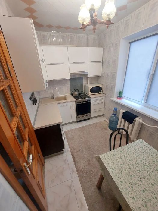 продаю 3 кімнатну квартиру  Центральний район сертифікат