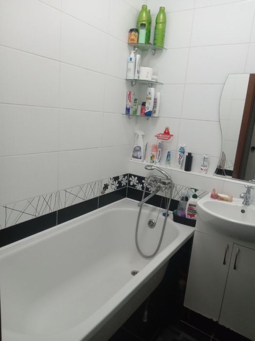 Здам кімнату для дівчини в Центрі, без доплат за КП