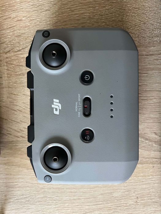 Dron DJI mini se2