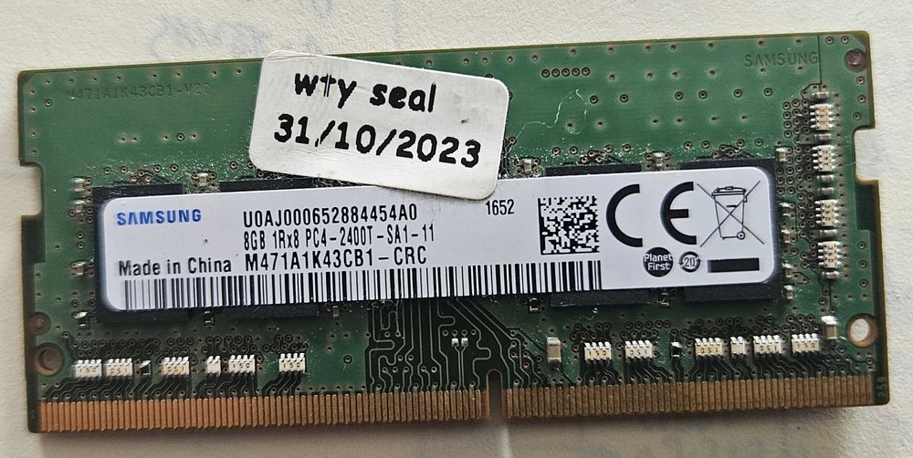 Samsung memória portatil  M471A1K43CB1-CRC DDR4-2400 SODIMM 8GB 1Rx8