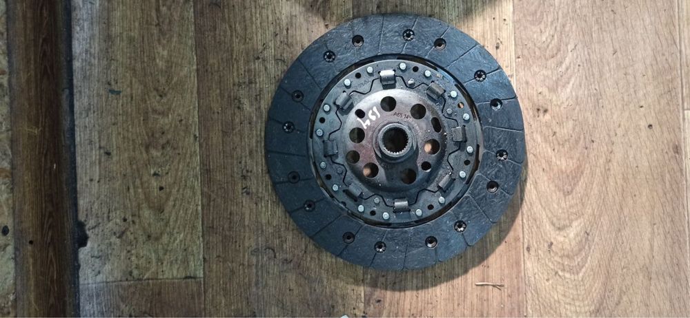 Демфер маховик Щеплення Volkswagen T5 1,9 tdi Стан нового