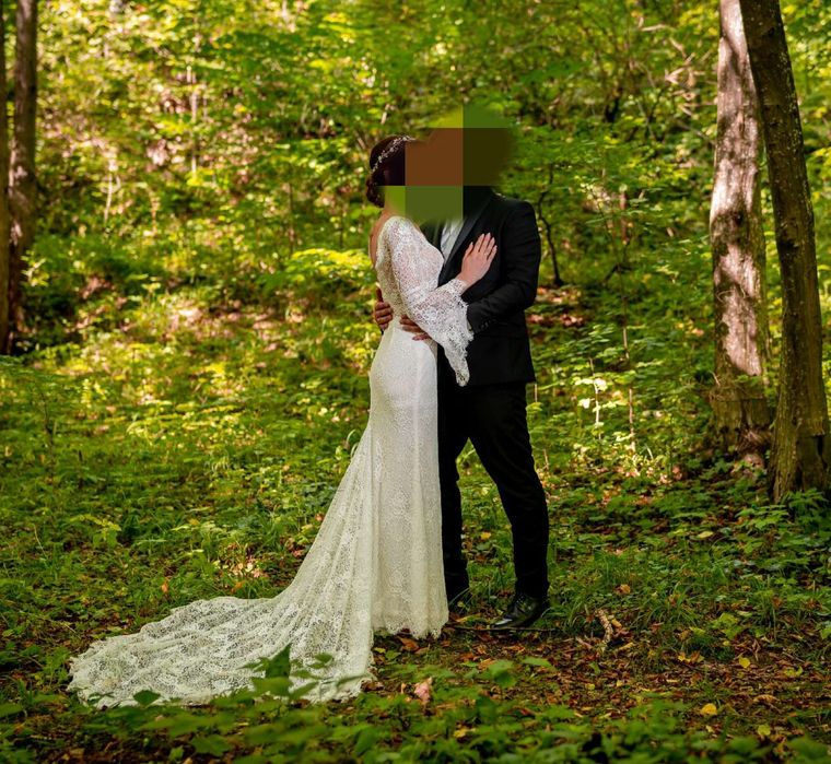 Suknia ślubna koronkowa