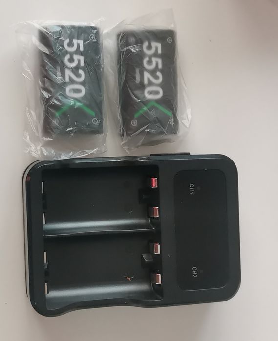 Ładowarka BEBONCOOL baterie  2X5520MAH