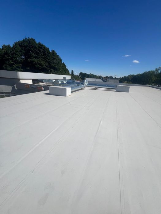 Izolacje dachu papą termo. EPDM PVC Tarasy, balkony dachy płaskie