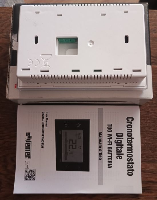 VEMER VE78860 TUO WIFI nteligentny termostat ścienny.