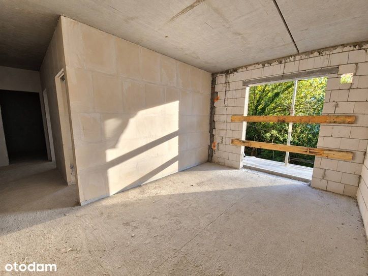 Oddzielna kuchnia, balkon od południa. Spacer 3D - obok tereny zielone