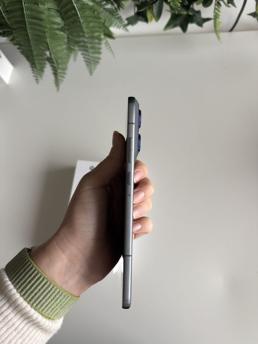 Motorola edge 70 cinzento