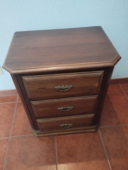 Mobília quarto em madeira maciça