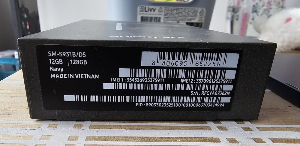 Samsung galaxy S25 niebieski nowy