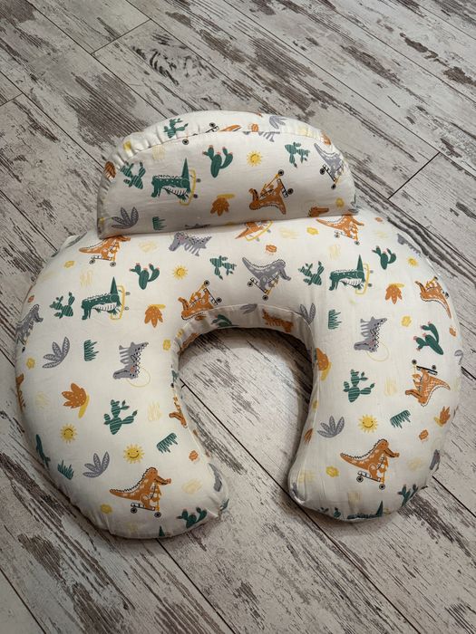 Подушка для годування