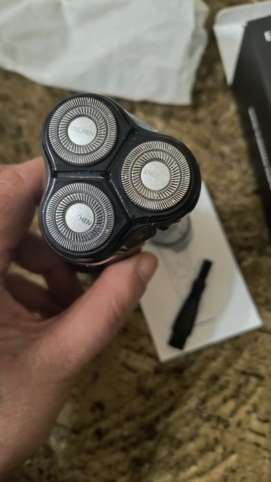 Електробритва. Blackstone 3