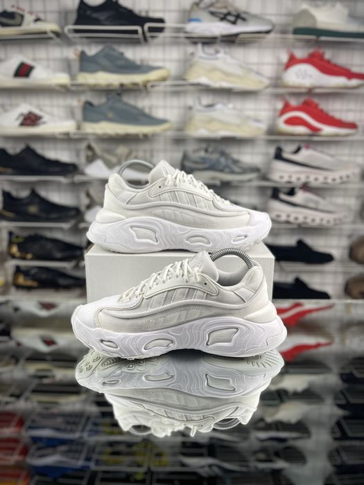 Кроссовки Adidas Oznova 38 Размер Белые