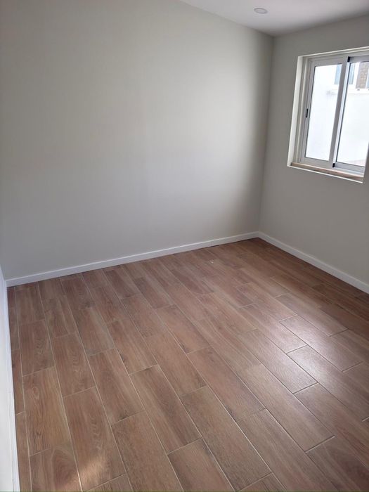 Arrenda-se T1 em Caparide