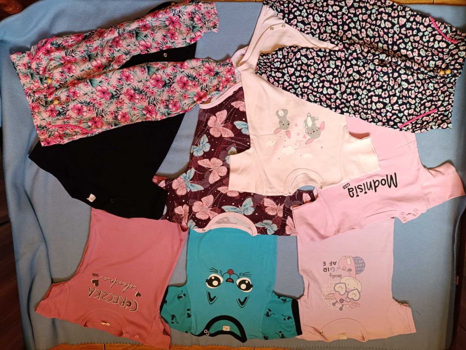 Zestaw ubrań dziecięcych dla dziewczynki 98