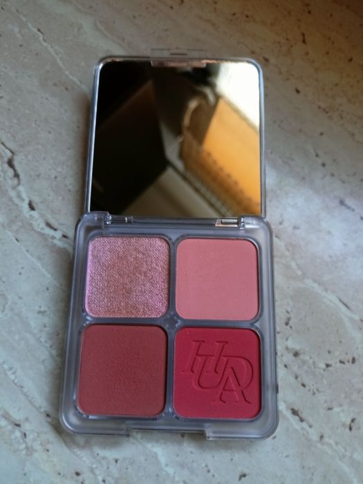 Huda Beauty Blush filter palette Toasty Peach