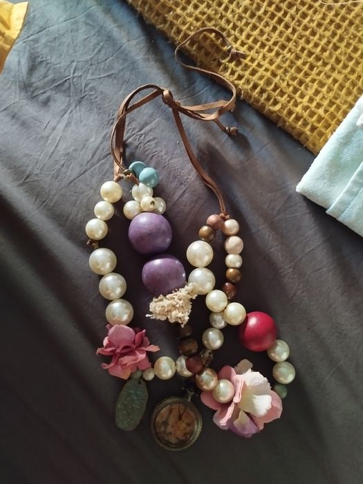 Colar  tipo boho 8€