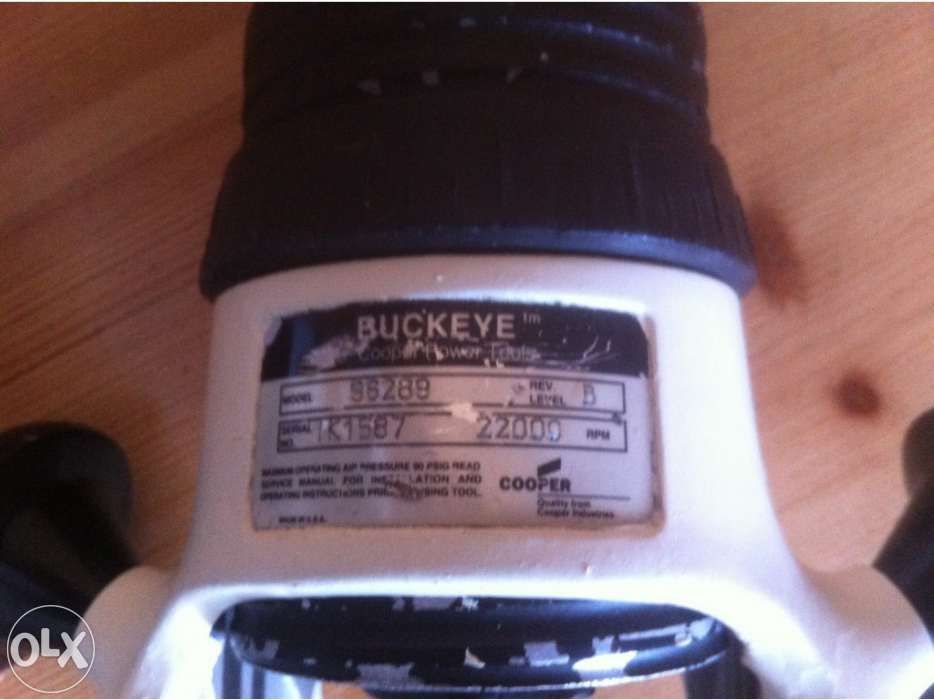 Tupia profissional pneumatica Buckeye