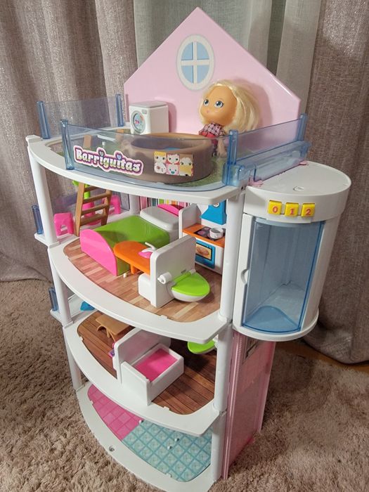 Casa de Bonecas Barriguitas com Elevador – Original Famosa