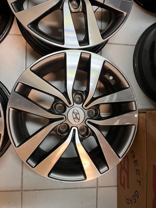 Jantes 16” 5x114.3 originais Hyundai I30 mazda kia