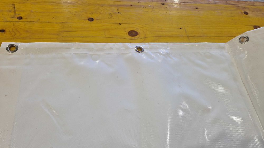 Toldos ou oleados impermeaveis para coberturas