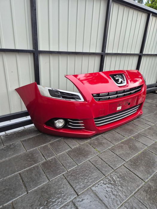Zderzak przód przedni PEUGEOT 5008 rok 11 kod lak LKRD