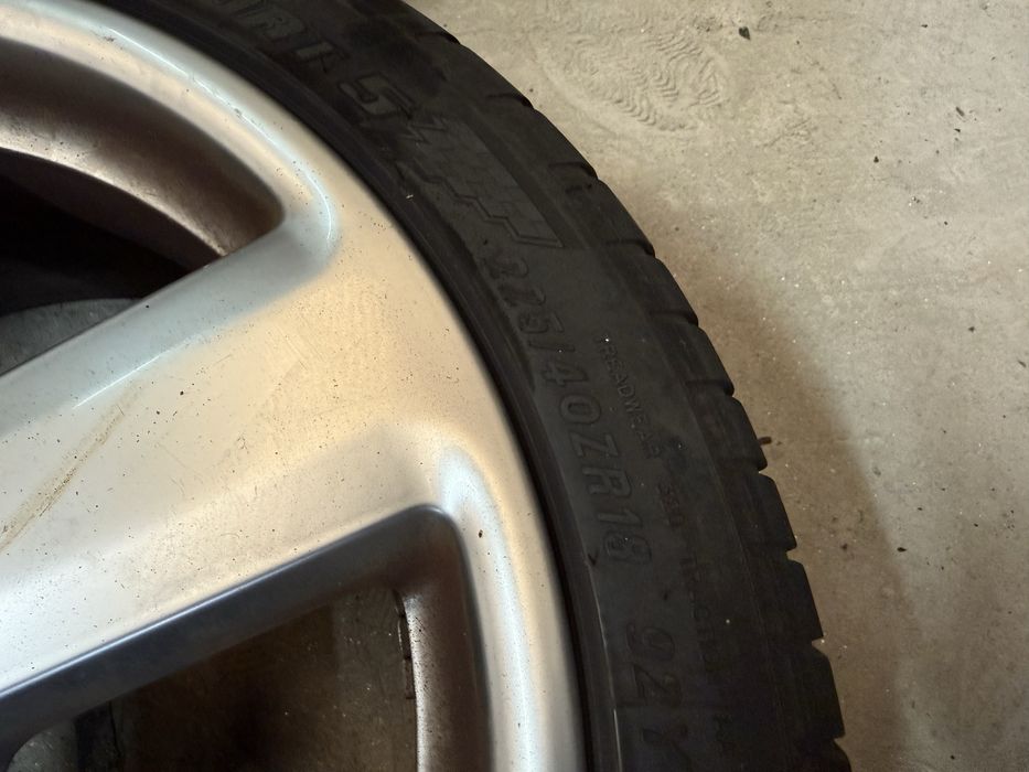 Jantes 18 com pneus RS6 225/40r18 5x112