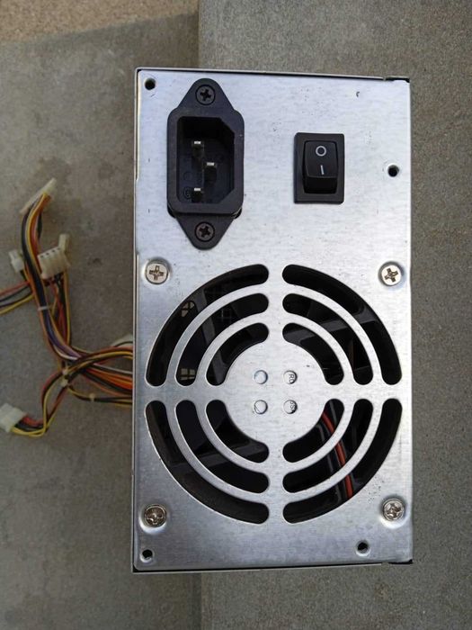 Fonte de alimentação ATX - PC