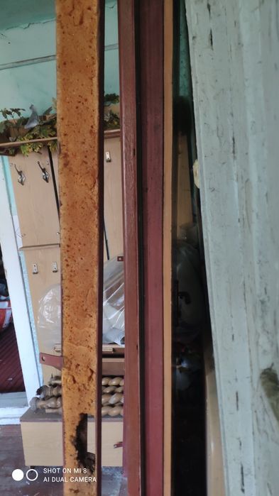 Двері  вхідні броньовані продам