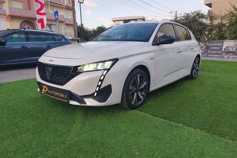 Peugeot 308 180 e-EAT8 Active Pack