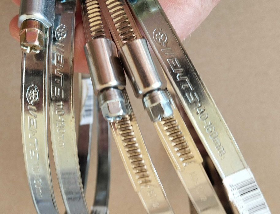 Хомути  для монтажу елементів вентиляції 4 шт за 160 грн