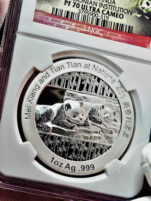 Панда 2014 р. Китай. СРІБЛО. СЛАБ. NGS PF70 ULTRA CAMEO