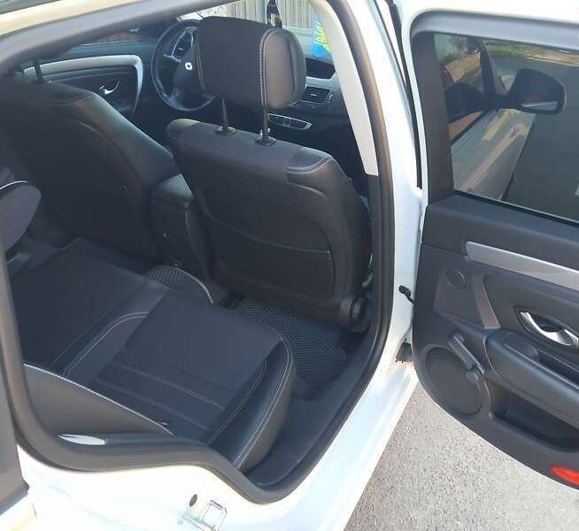 Renault Laguna 2011 року, дизель 1.5 DCI