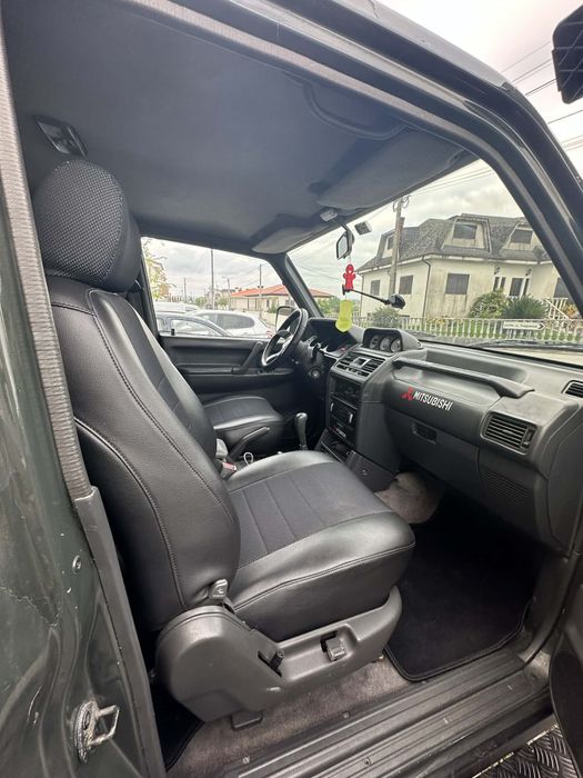 Mitsubishi pajero 2.5
