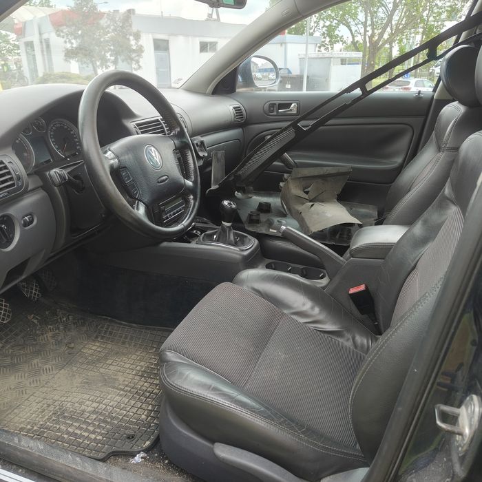 Passat B5 FL części LC5F