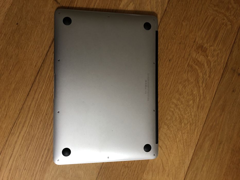 Macbook Air 13" 2015 em óptimo estado - OPÇÃO DE BATERIA NOVA