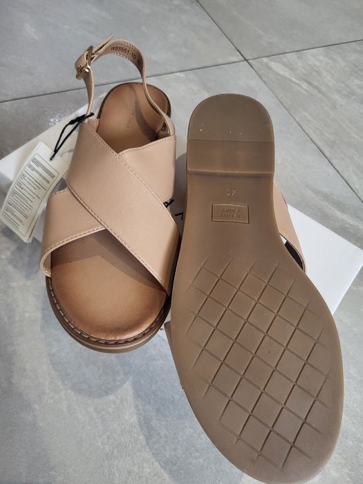 Sandały Jenny fabrycznie nowe 40